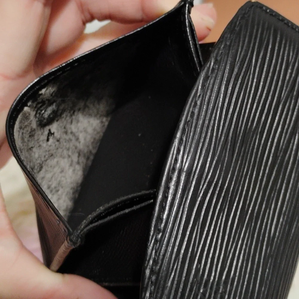 SALE! Authentic Louis Vuitton Black Epi Coin & Card Purse Vintage Wallet Unisex - Picture 9 of 13